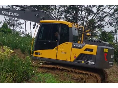 Aluguel de Escavadeira Hidráulica Volvo em Adrianópolis