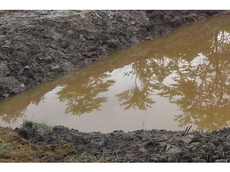 Construção de Represa em Apiaí