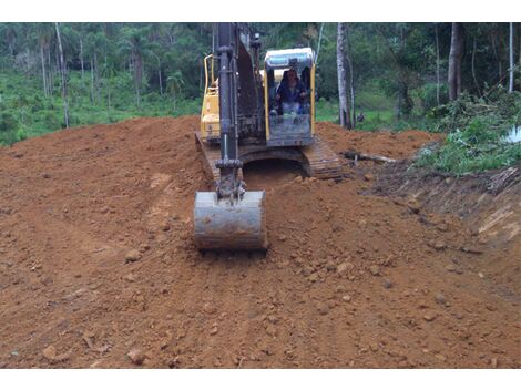 Serviço de Terraplanagem em Barra do Turvo