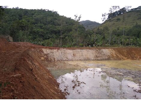 Limpeza de Valas em Eldorado